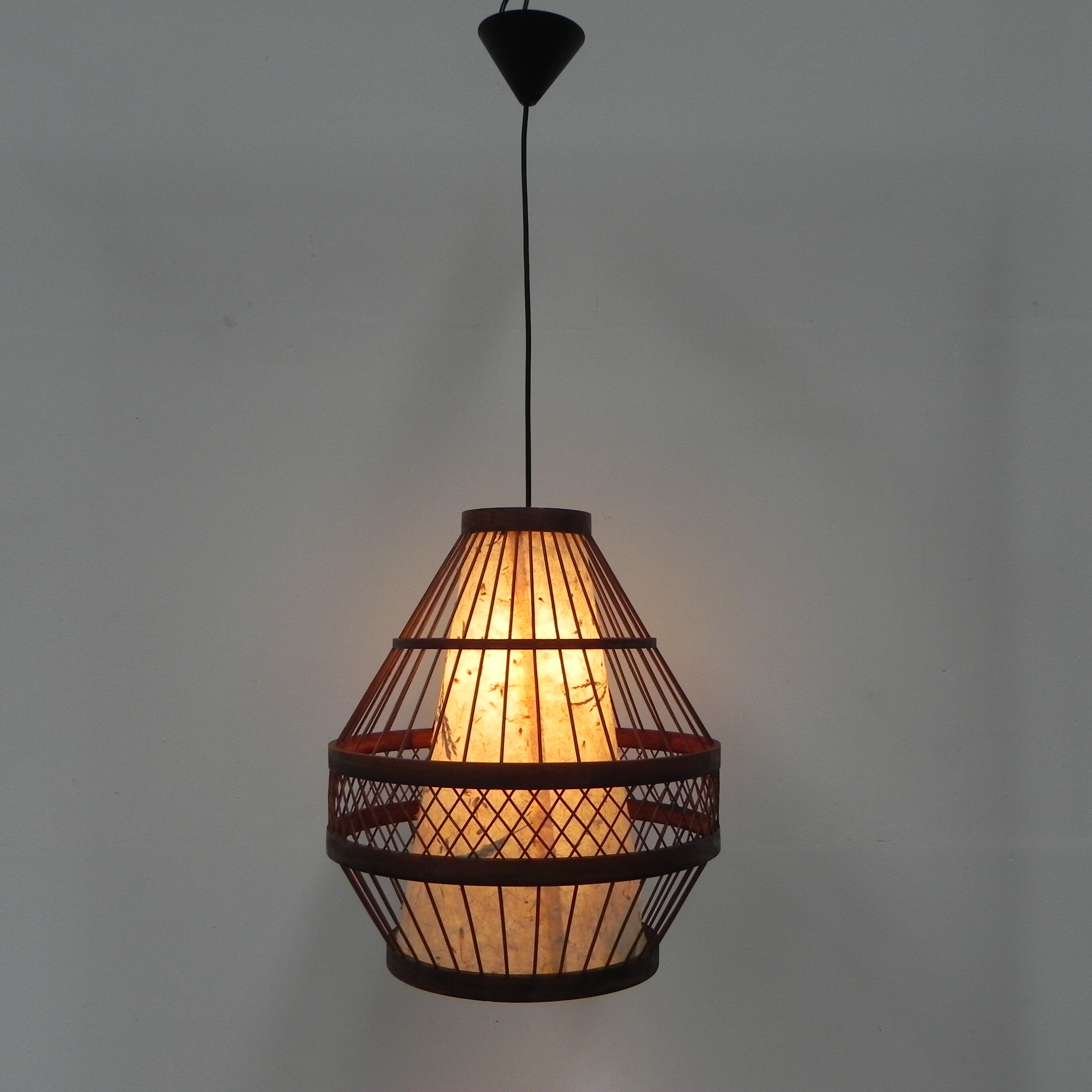 Vintage hanging lamp