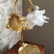 Lampe en laiton doré feuilles et fleur de nénuphar
