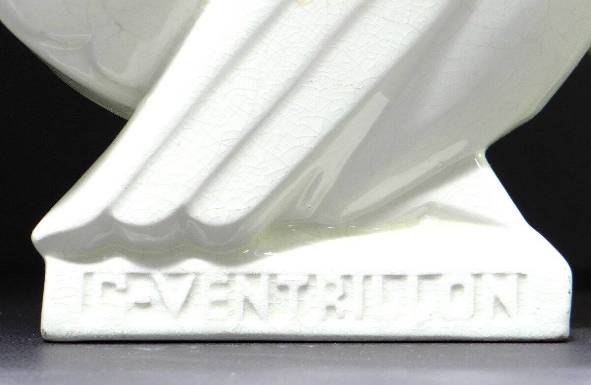 Manufacture de saint-clément, années 1930, paire de serre-livres figurant des pigeons.