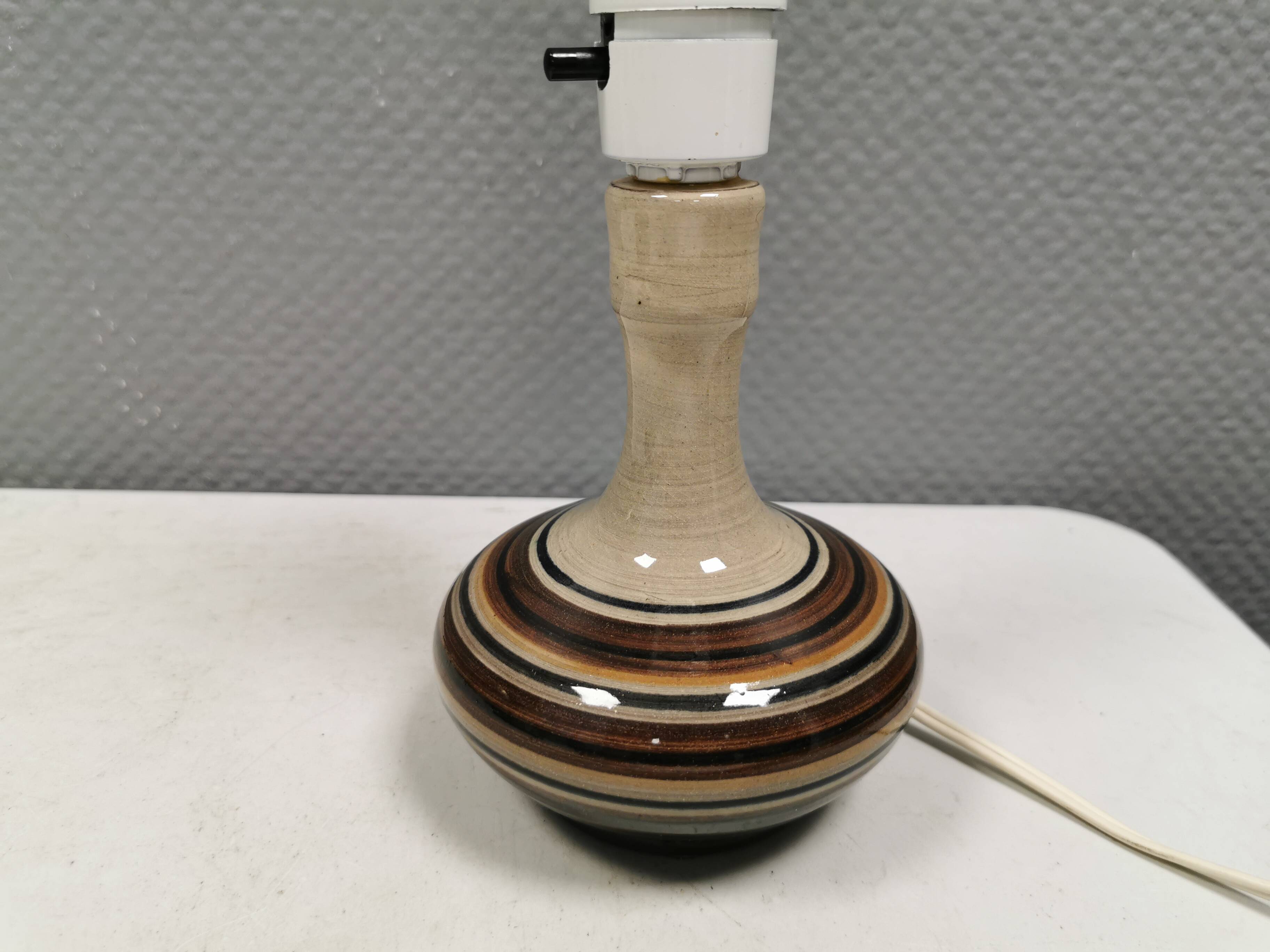 Small ceramic table lamp, Danish from the 1970s-80s.