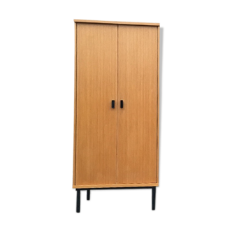 Armoire vintage