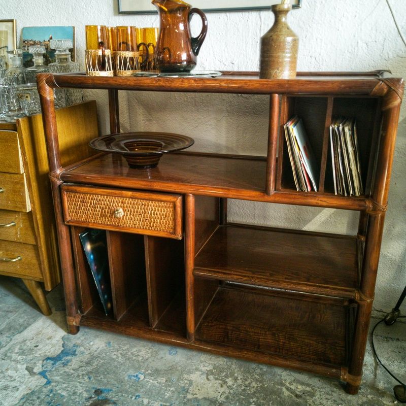 Hifi furniture in wood and rattan