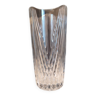 Vase en cristal transparent moulé