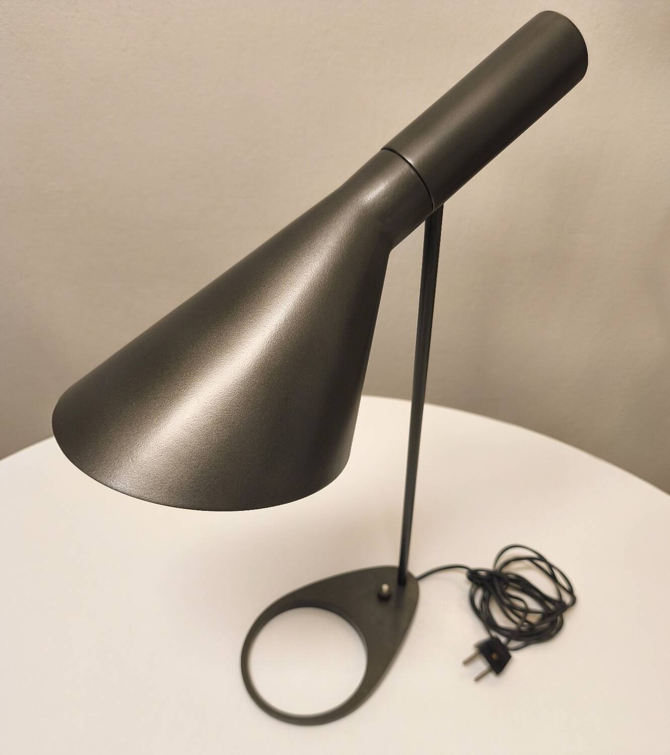 Lampe ncienne AJ Lamp, Arne Jacobsen, Louis Poulsen, 1970