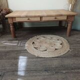 Farmhouse coffee table in oak