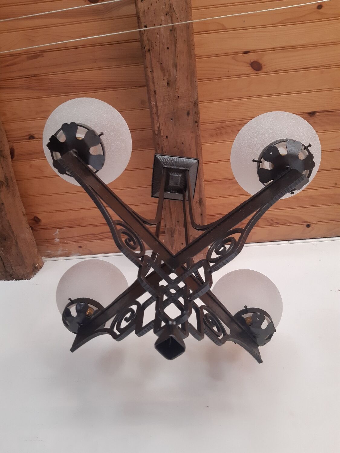 Chandelier 1930 art deco wrought iron and balls glass granite