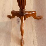 Tripod pedestal table in 20th century stained beech