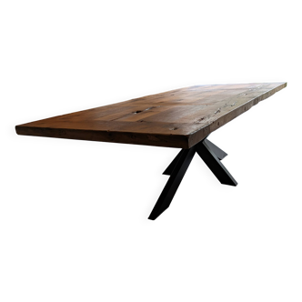 Table for 10-12 people in century-old oak