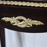 Middle Display Table in Stained Mahogany, Louis XV style, Napoleon III period – Mid-19th century