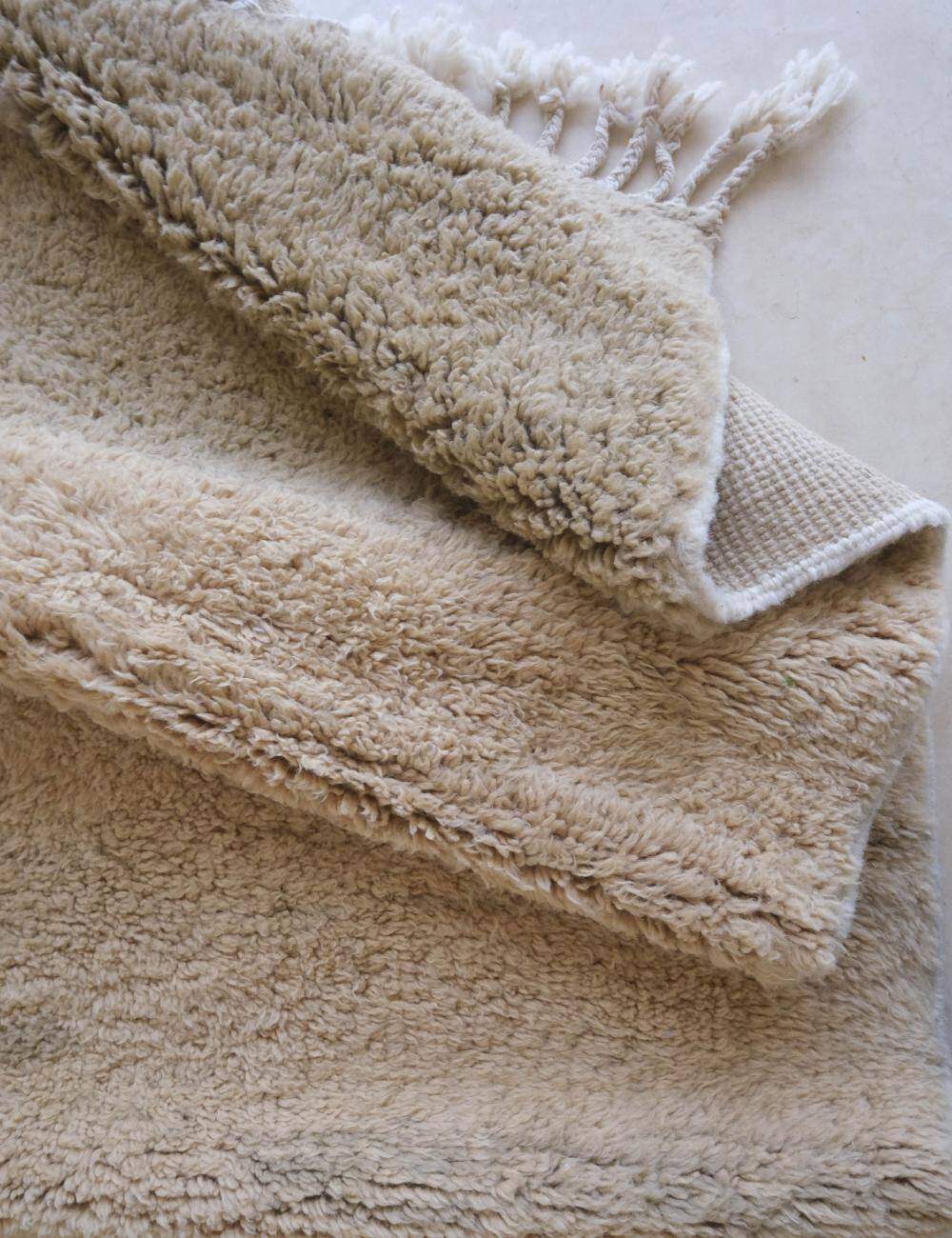 Contemporary Berber Rug - 342 x 250 cm