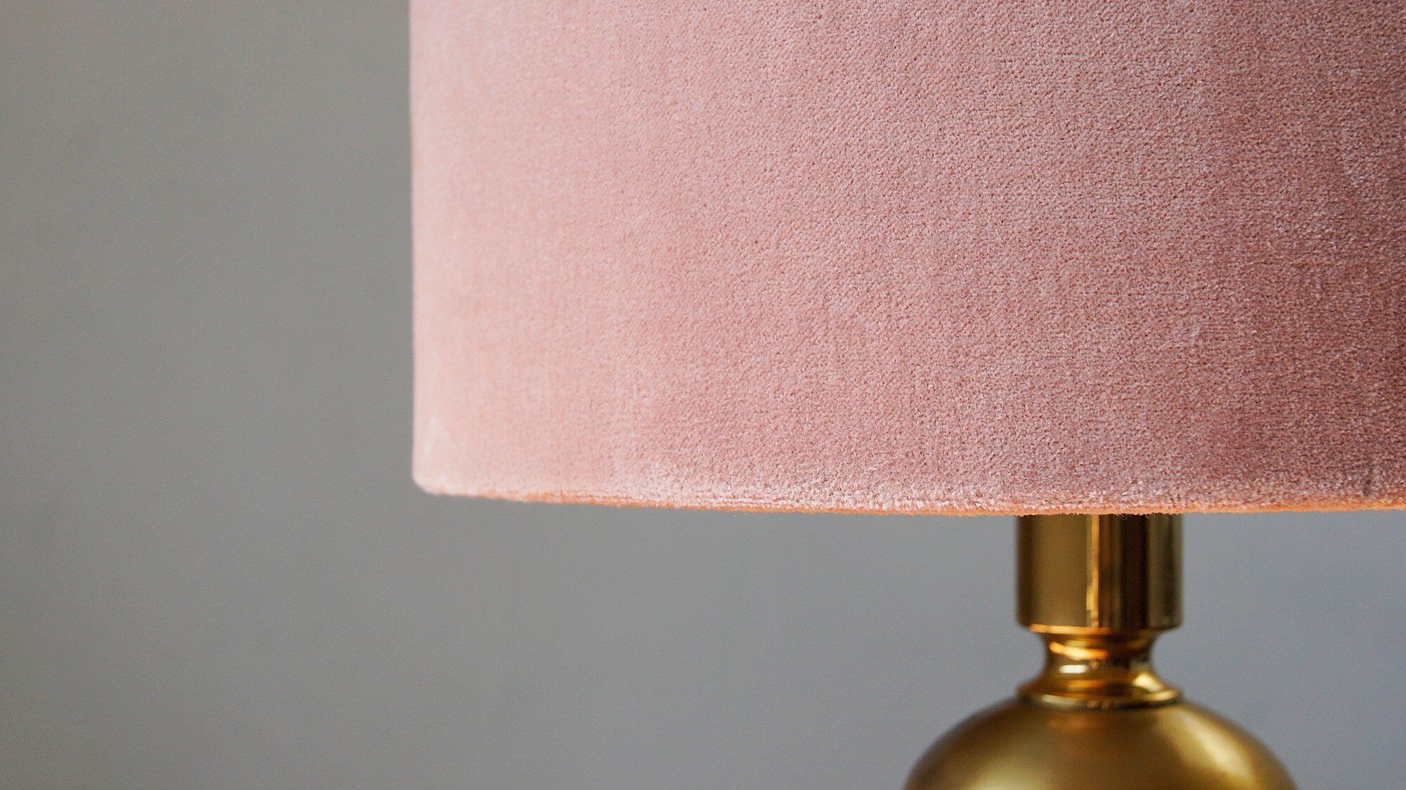 Lampe de table vintage en laiton par N Light