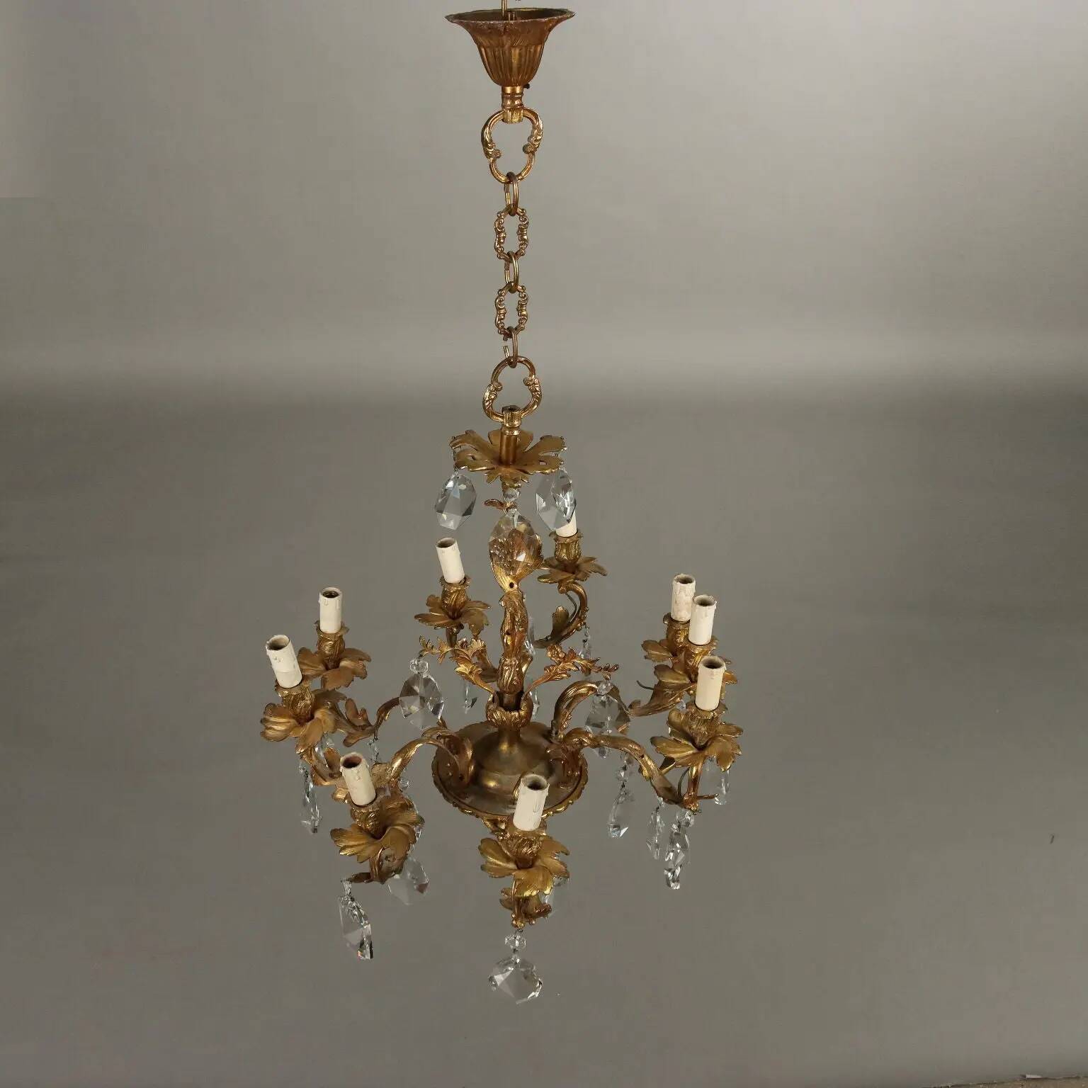 Antique Rococo-style chandelier in gilded bronze, 20th century.