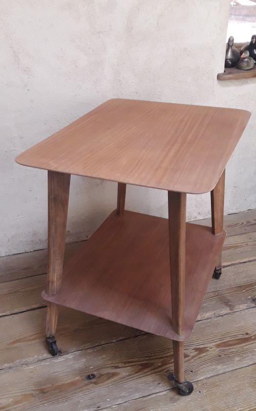 Table served legs compass with wheels 1950s