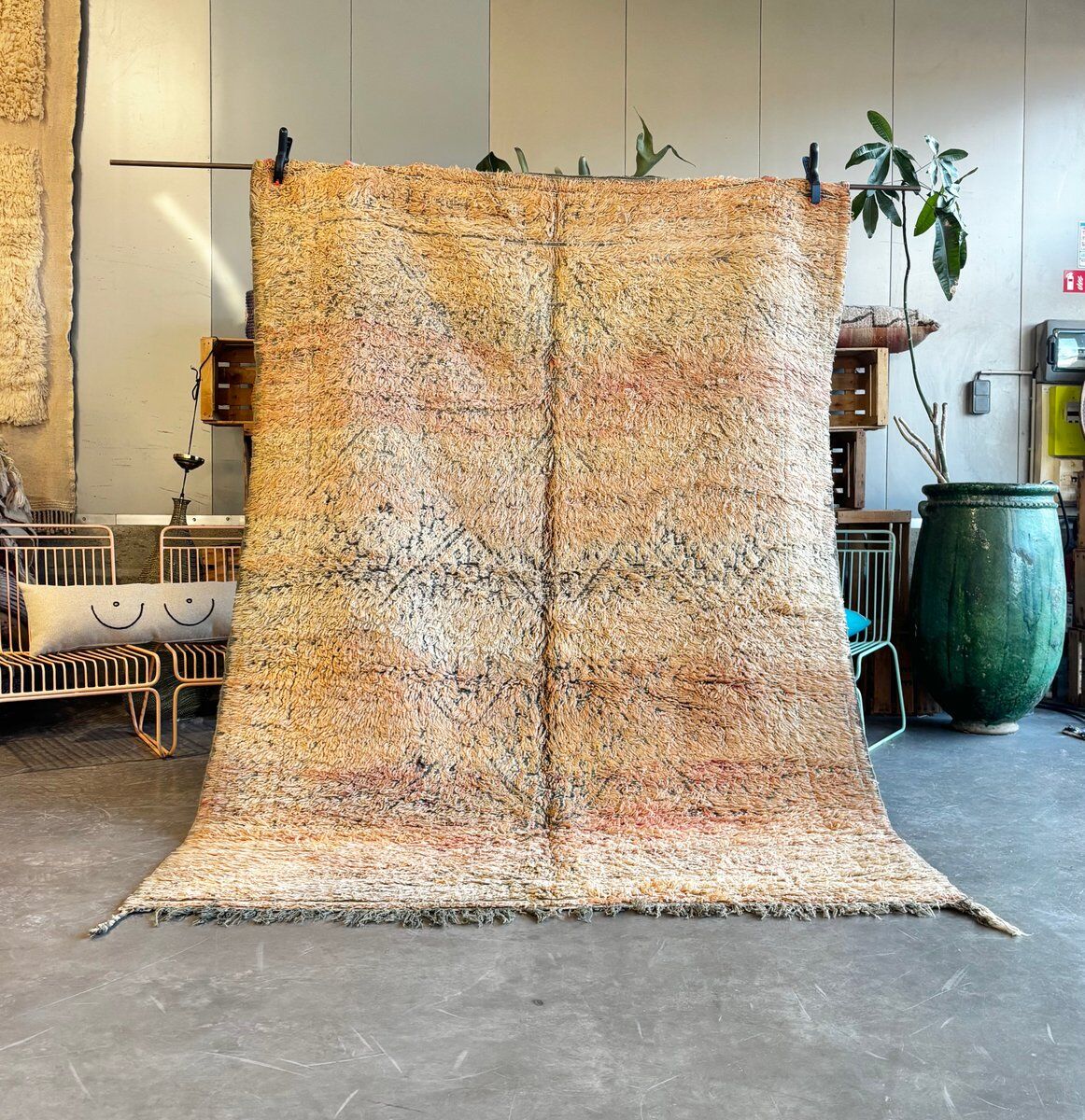 bohemian Berber carpet Boujad salmon in wool