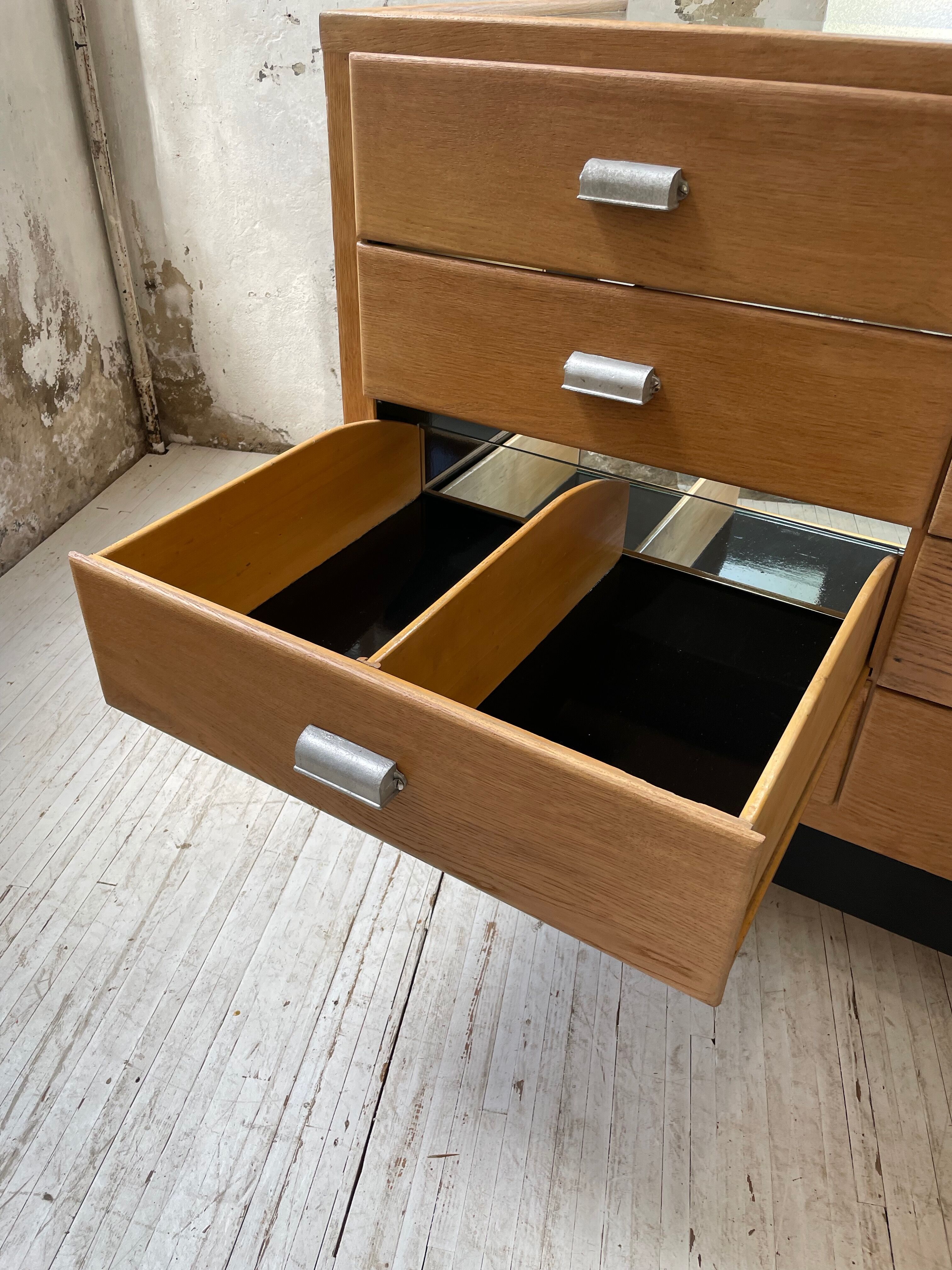 Glass trading post 50s