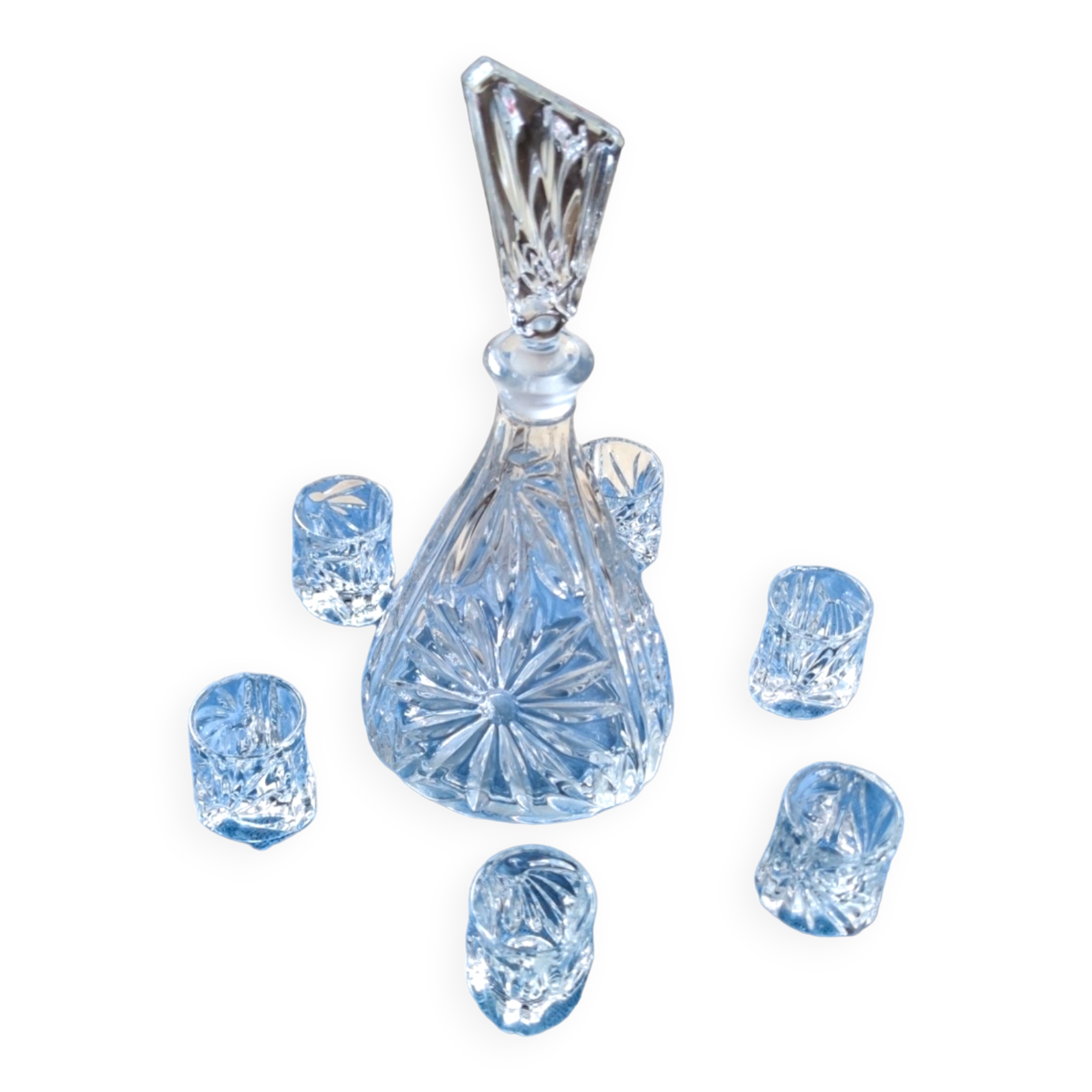 Carafe set + 6 small crystal glasses