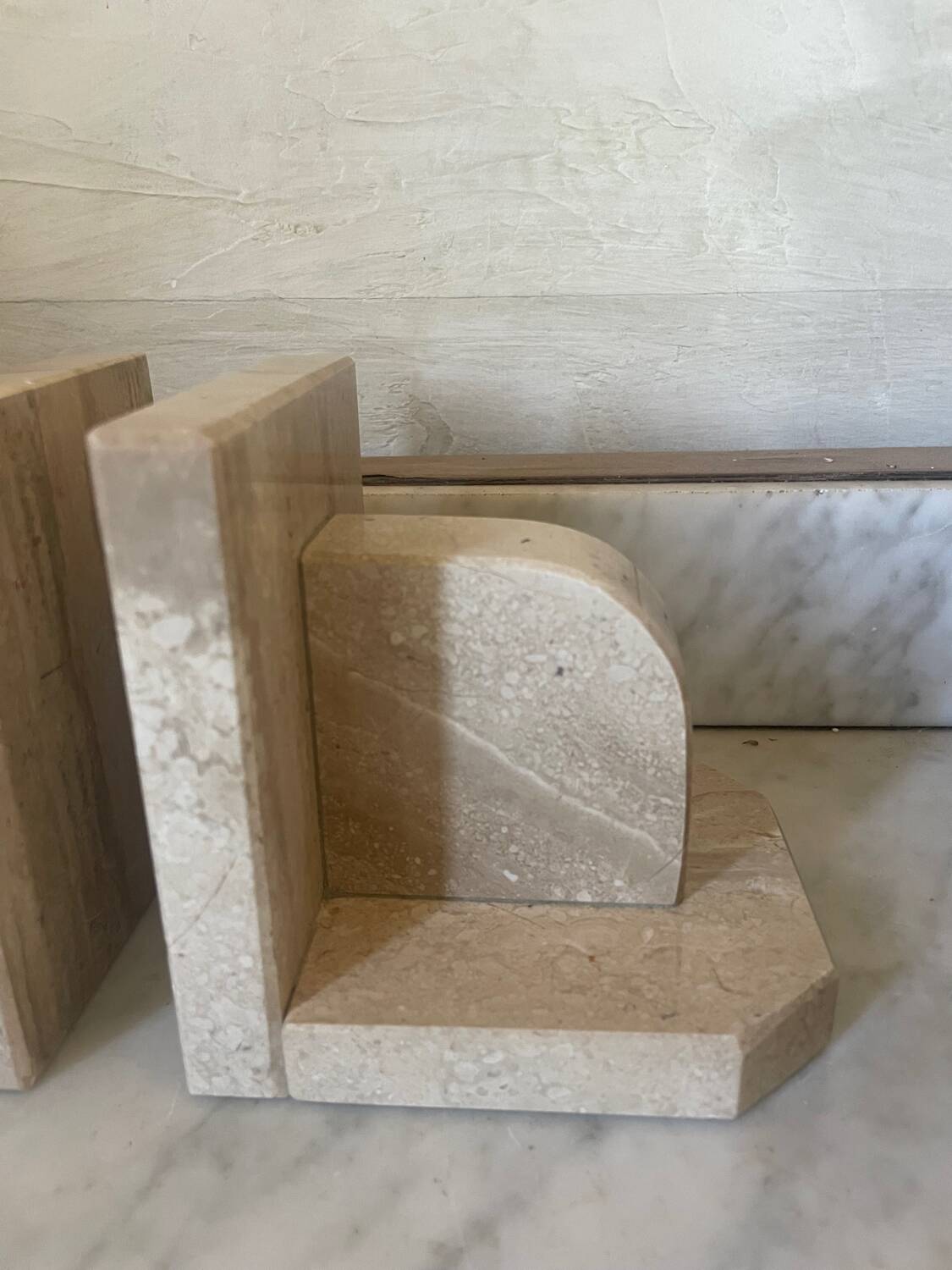 Paire de serre-livres en marbre vintage