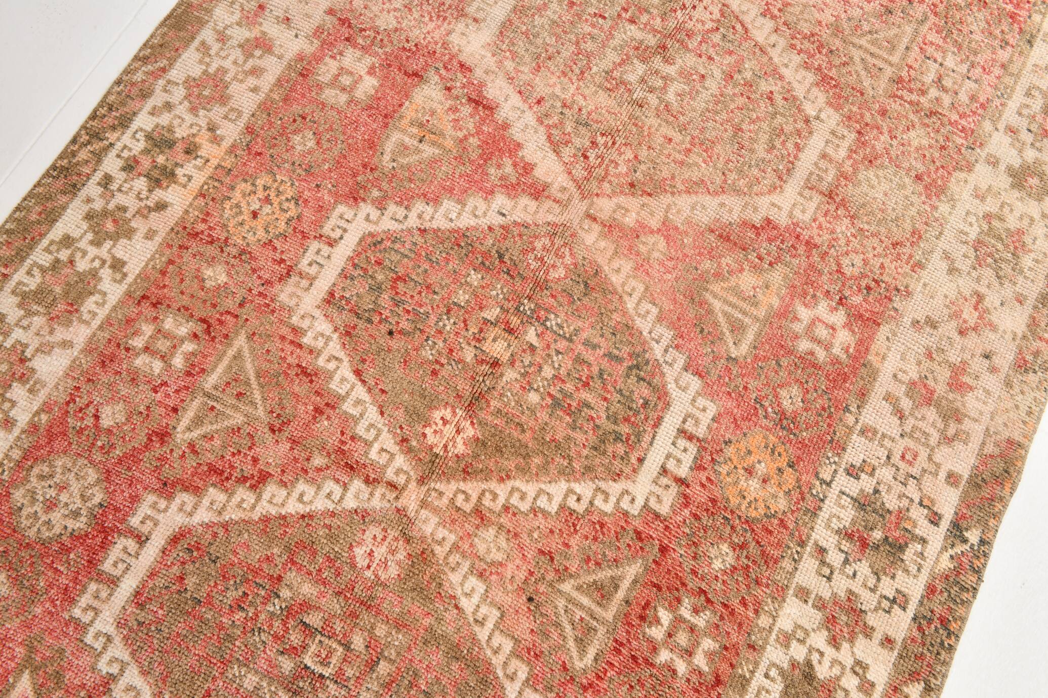 4x8 Red & Cream Tribal Vintage Rug 135x255Cm SK 22292