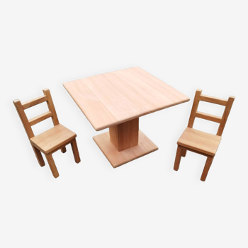 Table + 2 chaises enfants