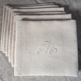 6 monogrammed damask napkins "M"