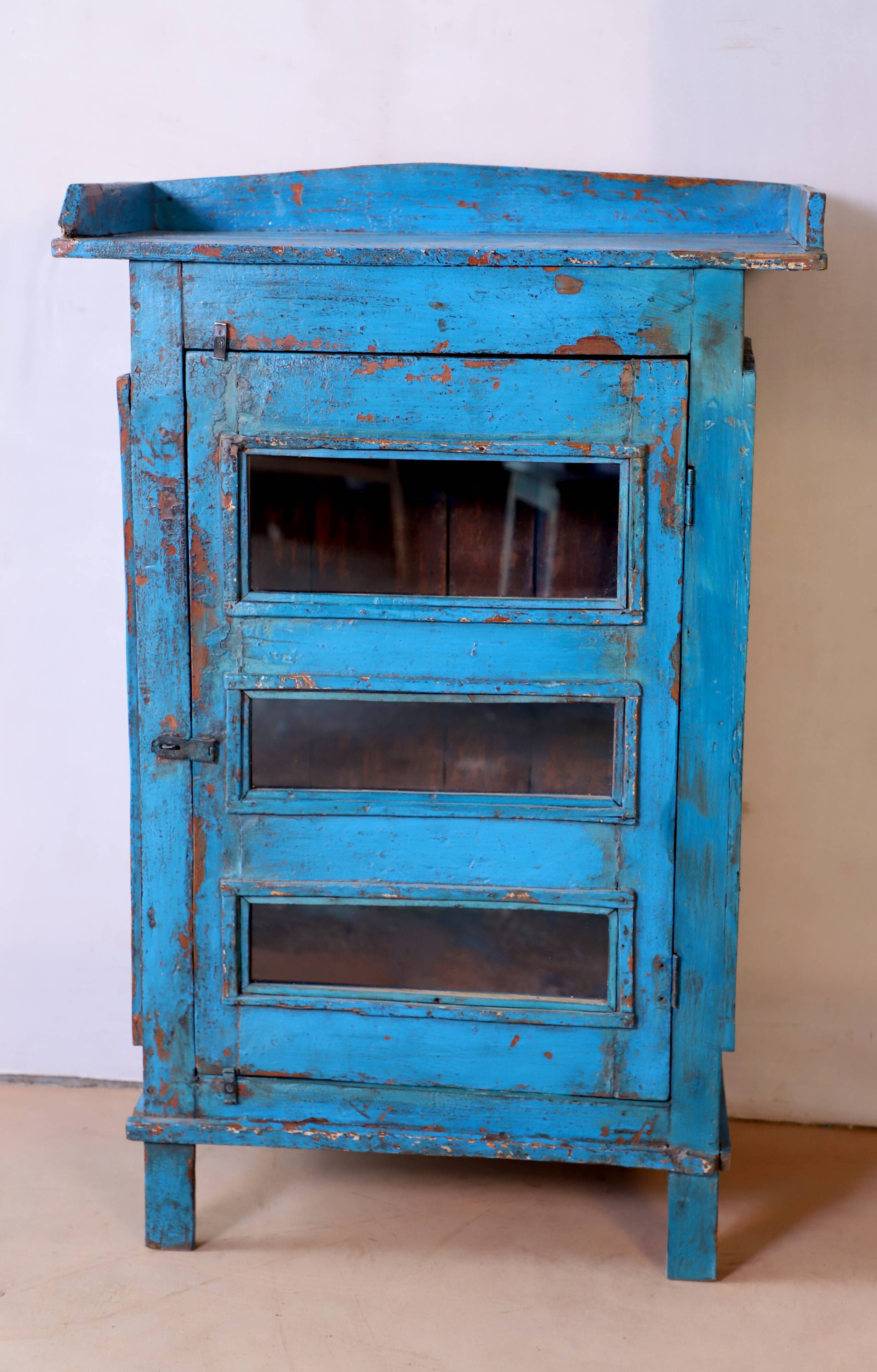 Buffet en teck birman avec patine bleue d'origine