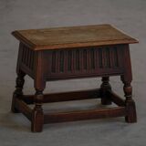 Scandinavian oak stool/box from the early 20th century, 1900s.