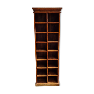 Furniture of 16 lockers in vintage solid wood