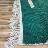 Handmade traditional Moroccan pure wool rug size 150 x 250 cm.