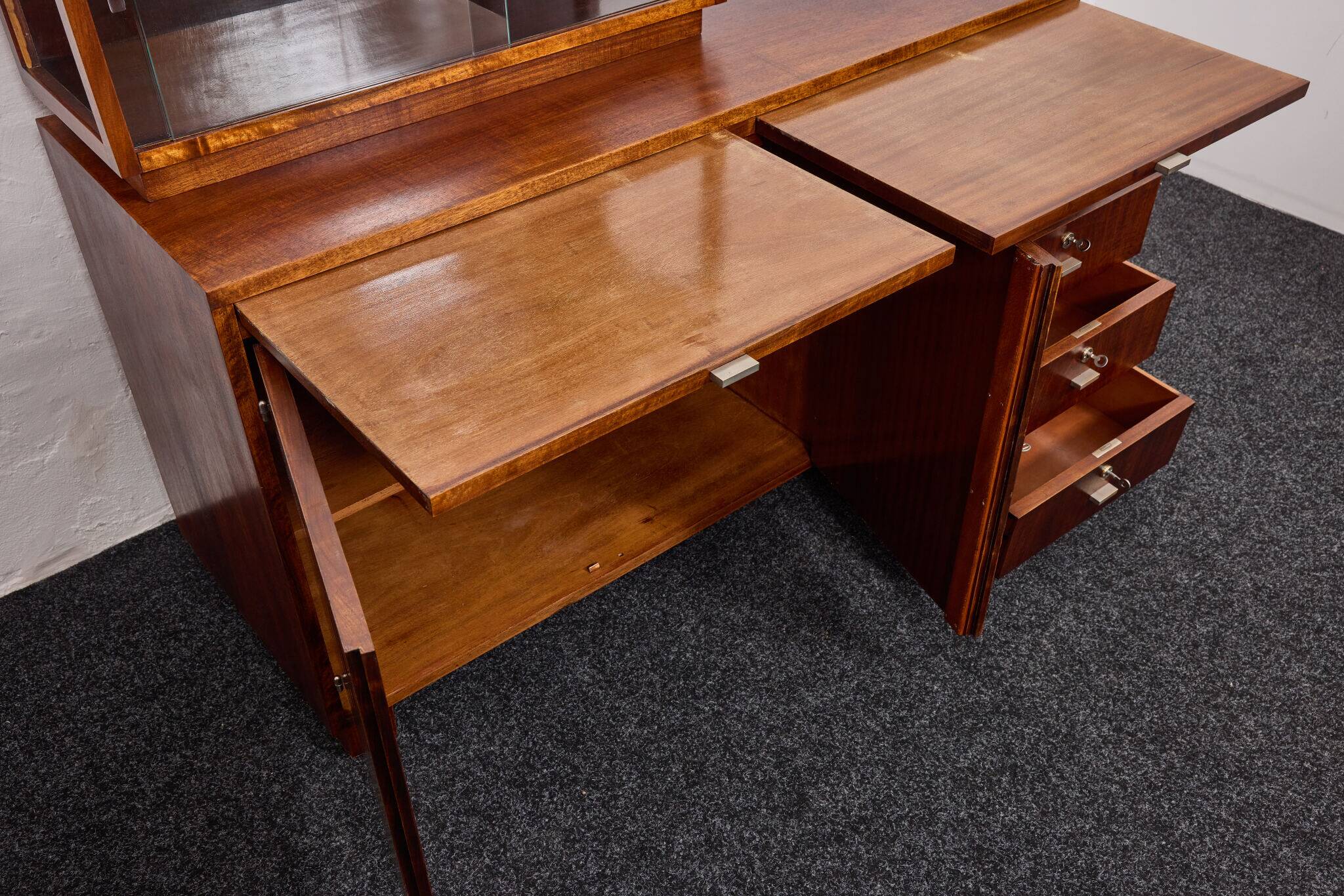 Buffet cubain en acajou de style Bauhaus, Gyula Kaesz, début des années 1940