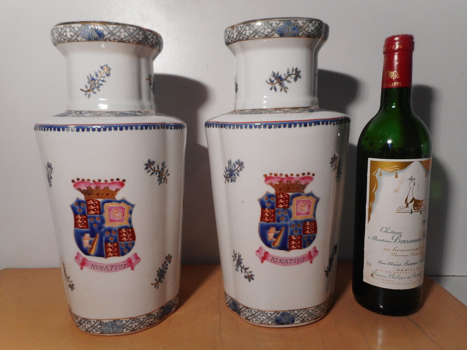 Pair of 19th century porcelain vases China East India Company