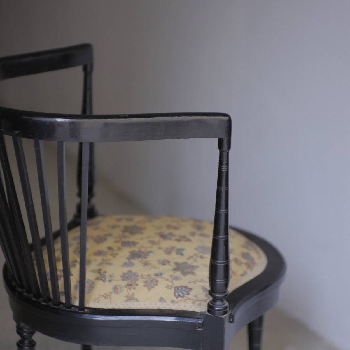 Armchair with armrests attributed to Adolf Loos, 1940s.