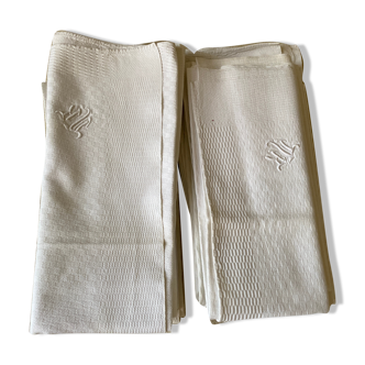 Set of MR monogrammed towels