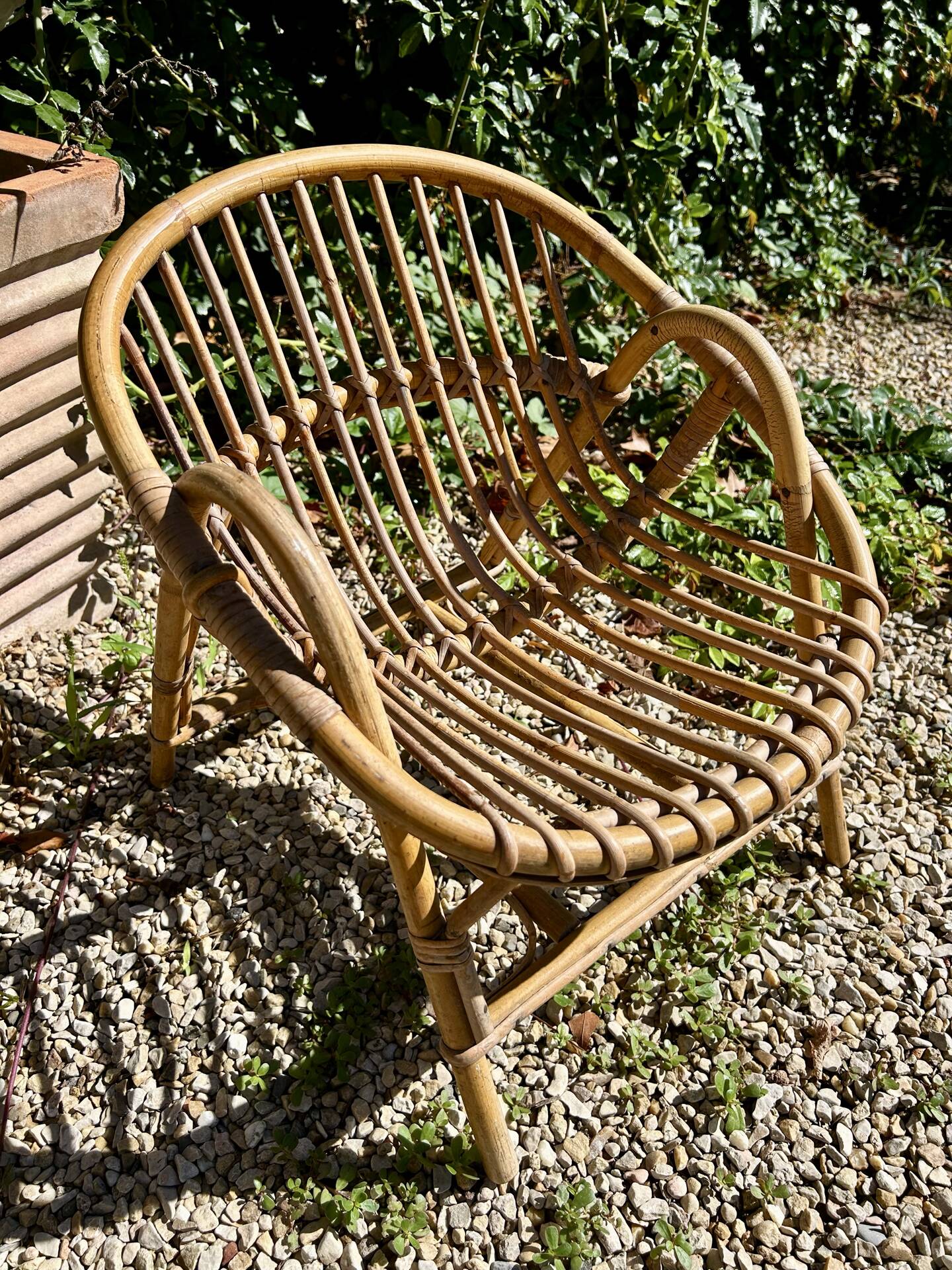 Petit fauteuil en rotin enfant