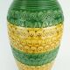 Vase de sol en céramique verte ocre à motif en relief des années 1960, modèle l1142-50