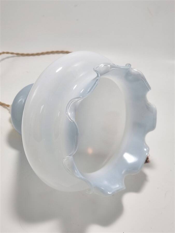 Opaline suspension