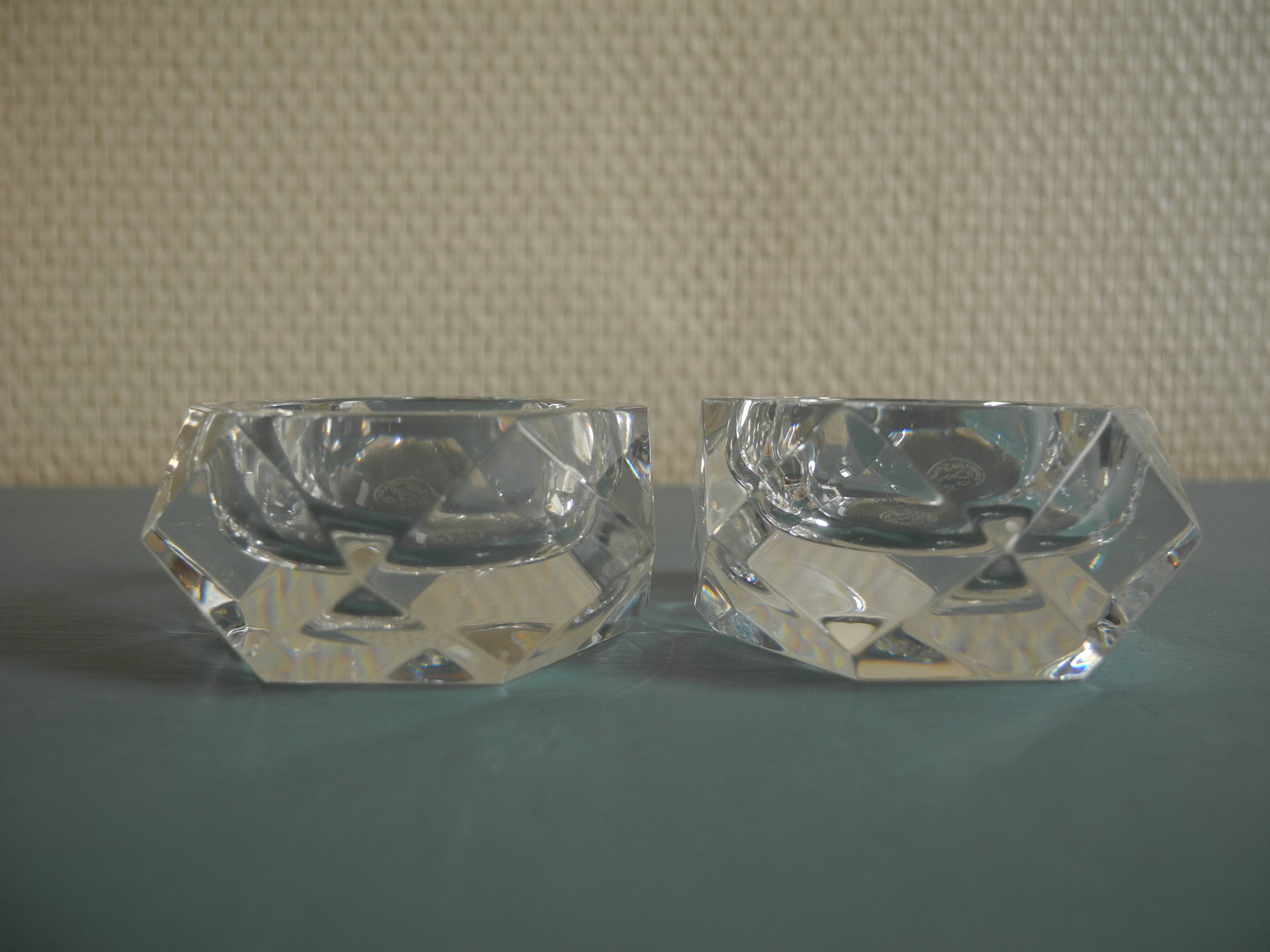 pair of salt shakers Baccarat art table vintage crystal salt shakers