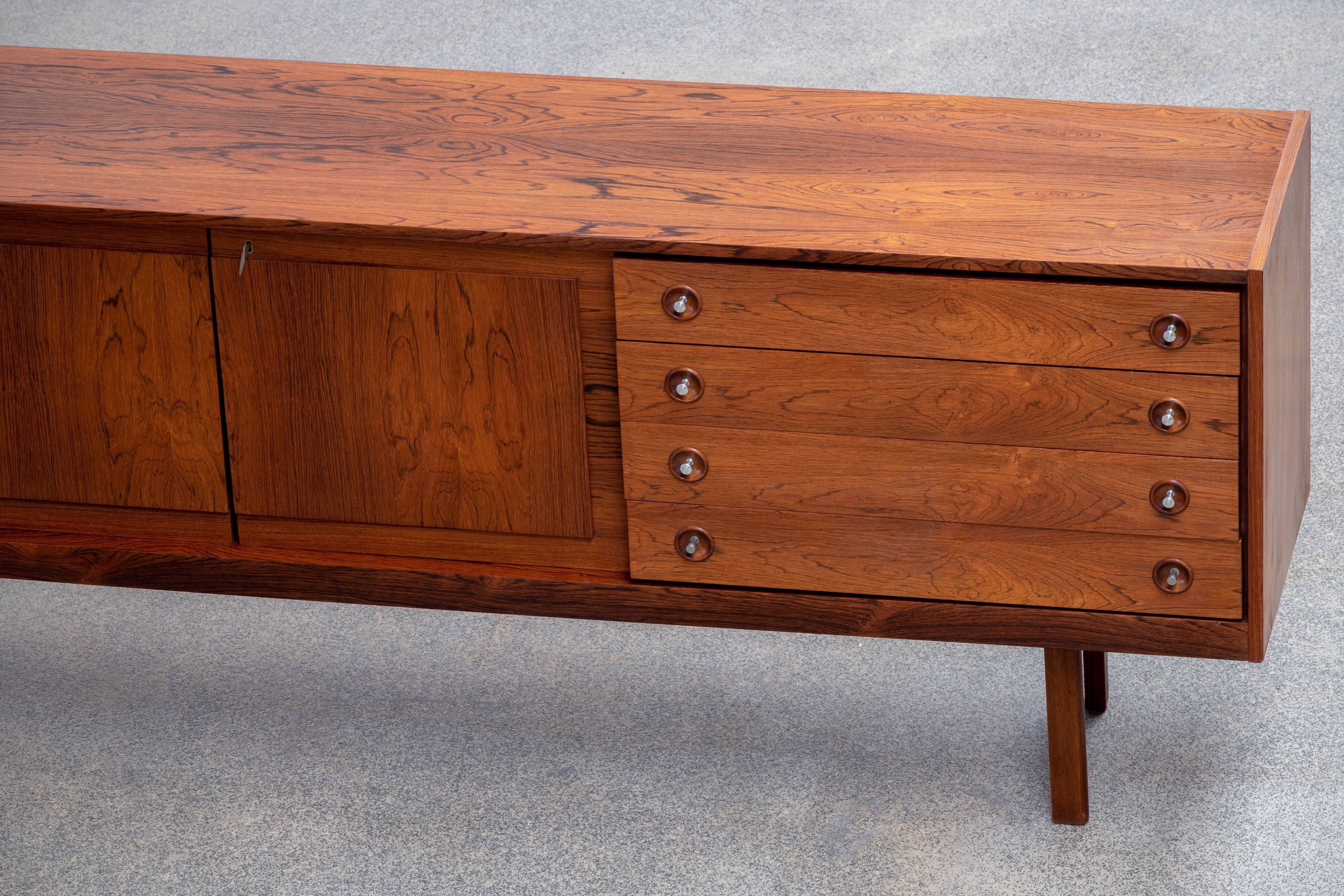 Enfilade scandinave vintage en palissandre 1960