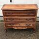 Commode noyer 3 tiroirs et laiton de style