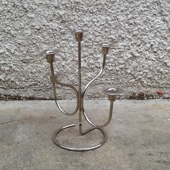 Metal candleholder