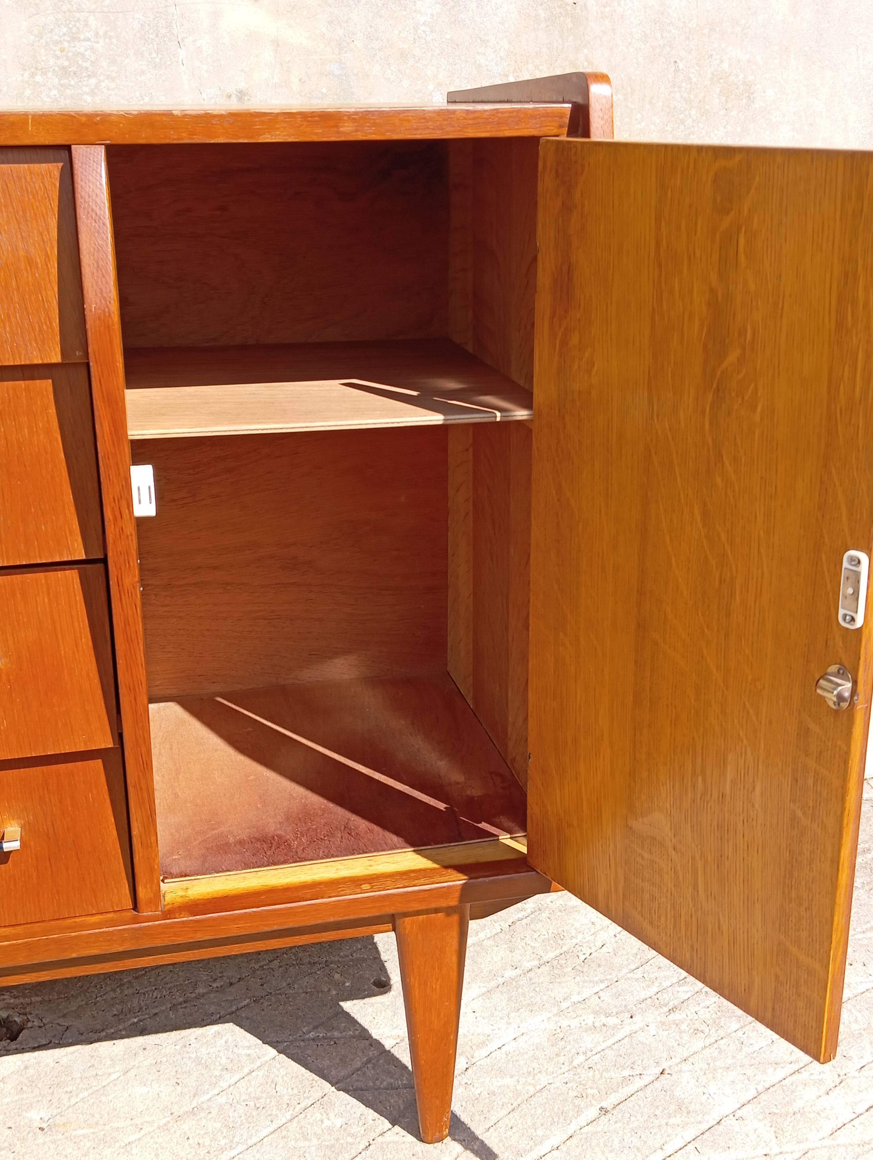 Commode scandinave