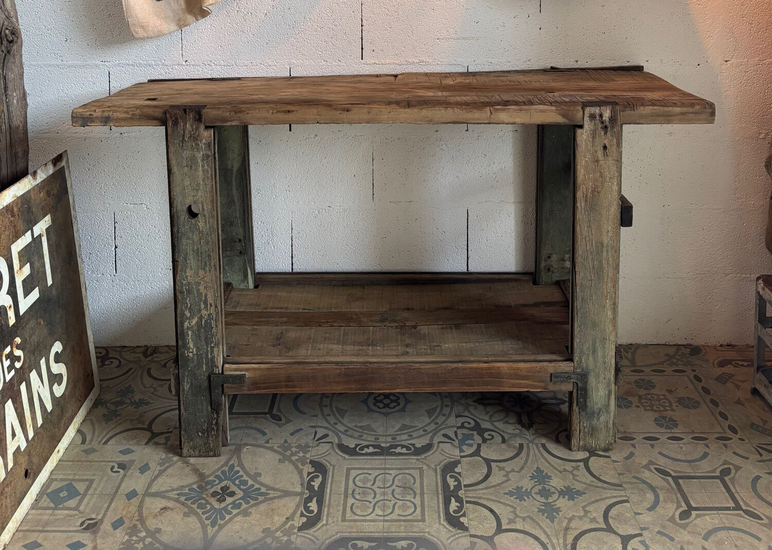 Established green patina
