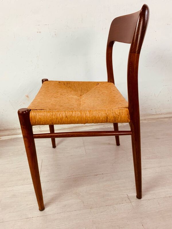 Chaises moller 75