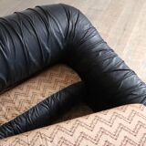 Vintage sofa by De Pas D’Urbino & Lomazzi in black leather for Dall’Oca, 19