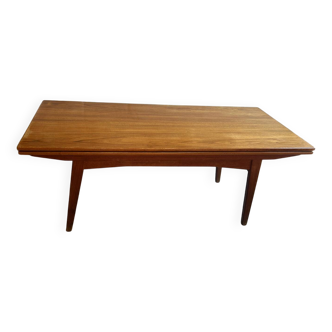 Scandinavian lift-up coffee table