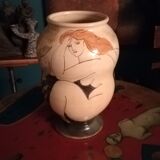 Vase en céramique par Michael kay signé et daté 2004.