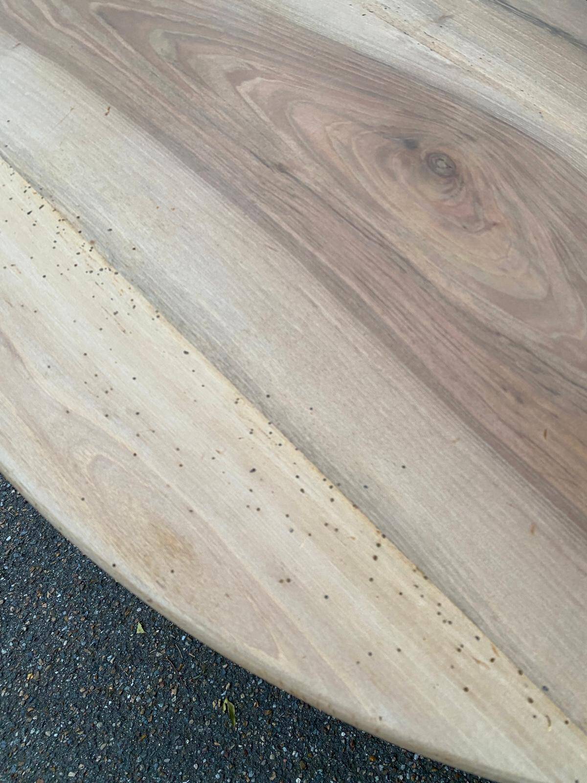 Table à manger ronde pied central extensible en chêne massif du 18ème 210