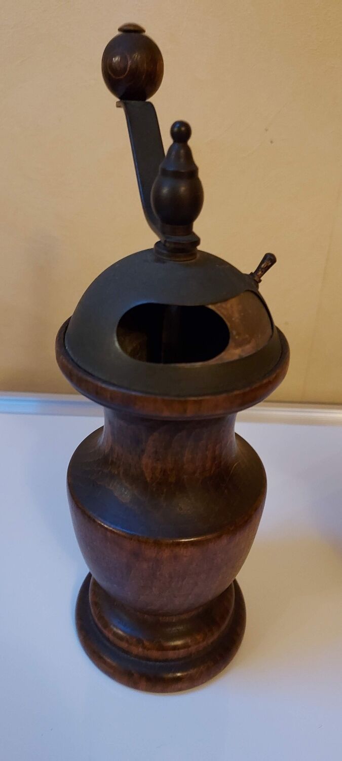 Vintage pepper and salt shaker