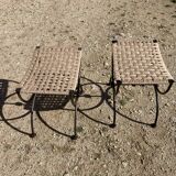 Paire de tabourets curule En fer forgé. Assise tressée