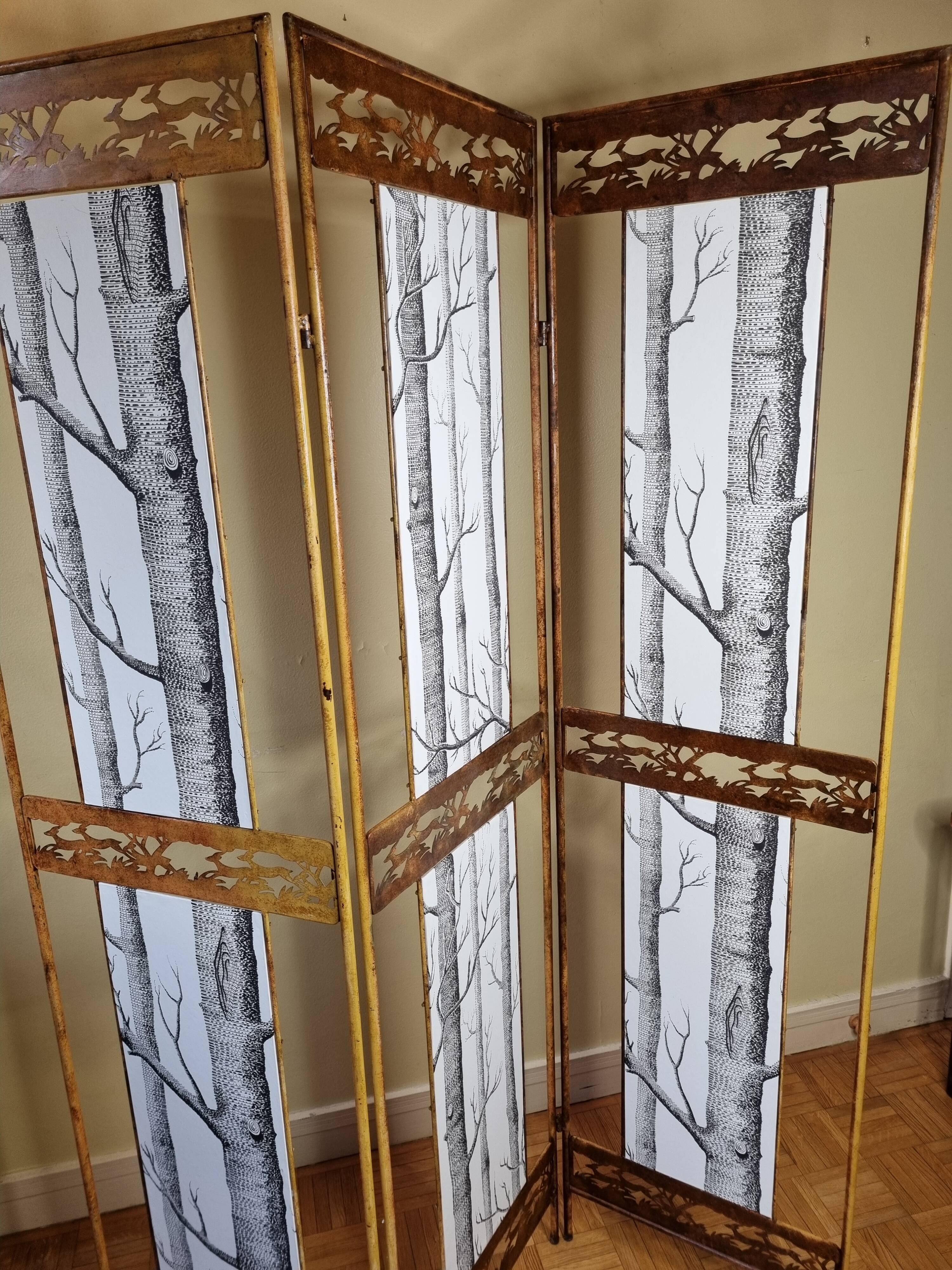 Old restyled metal screen, 3 shutters, 170 cm