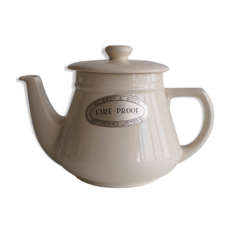 Ceramic kettle or teapot
